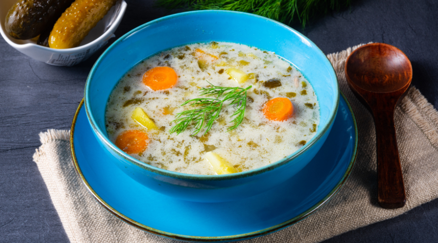 Klassische Gurkensuppe