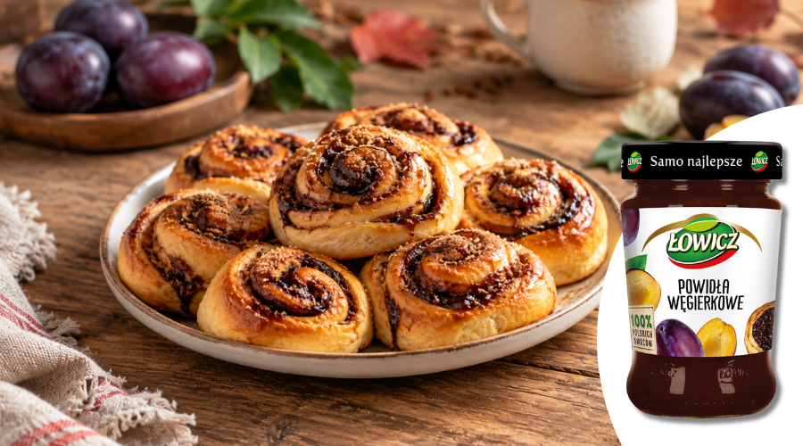 Hefeschnecken mit Pflaumenmus und Zimt